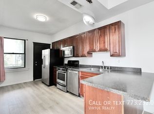 3720 S Indiana Ave APT 2, Chicago, IL 60653