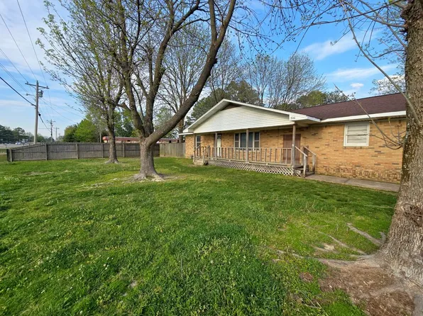 706 N Holman St, Brookland, AR 72417