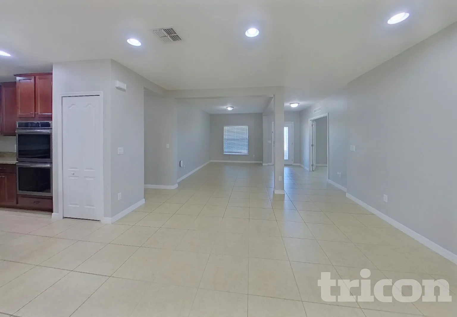15320 Scorpio Street Mascotte FL — Photo 3