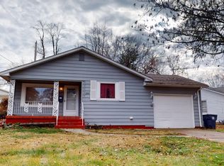 2301 S Woodlawn Dr, Sedalia, MO 65301