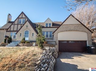 9656 N 29th St, Omaha, NE 68112