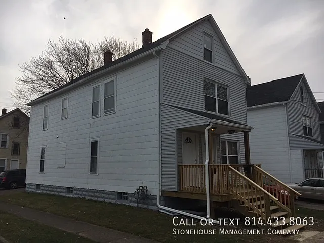 3603 Maple St — Photo 1
