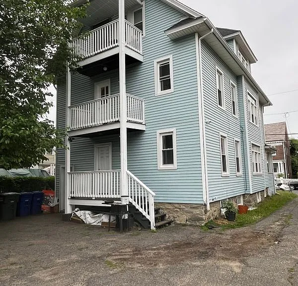 415 Willow St — Photo 21