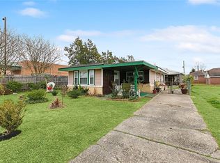 2515 Montesquieu St, Chalmette, LA 70043