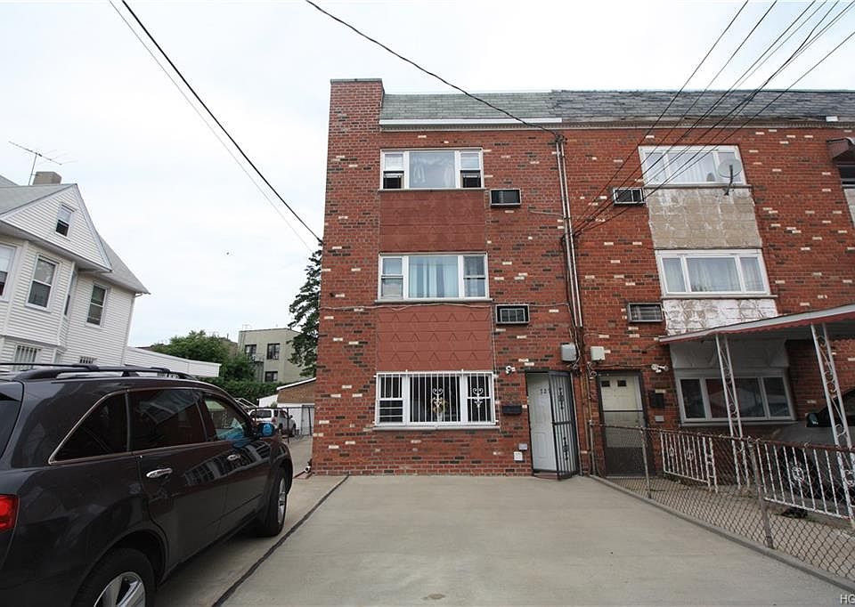 1st image of 727 Saint Ouen St