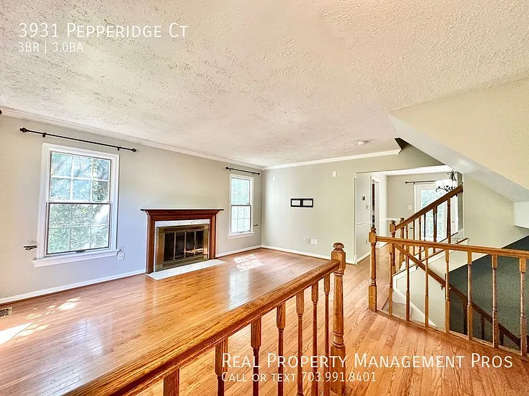 3931 Pepperidge Ct — Photo 5