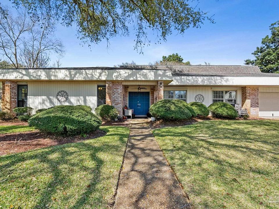 1st image of 408 Dracena Way