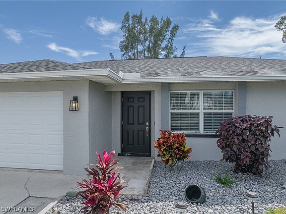 2nd image of 330 SW 28th Ter