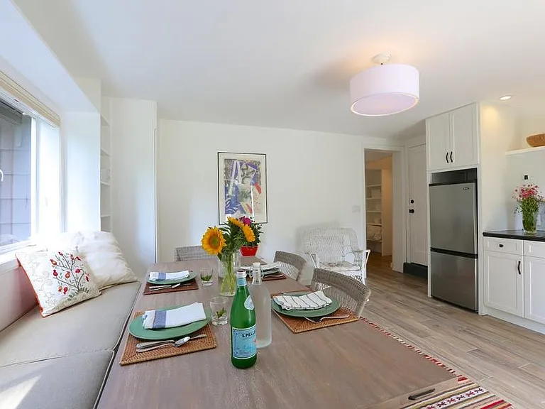 77 Marguerite Ave — Photo 11