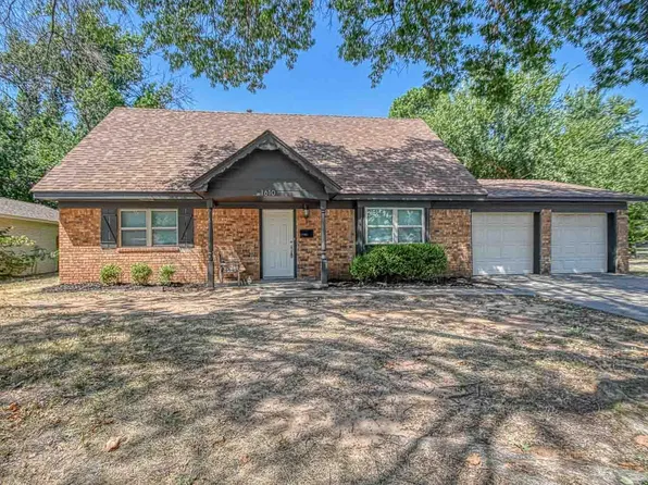 1610 Hollywood Ave, Norman, OK 73072