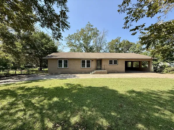 202 Pearl St, Dothan, AL 36301
