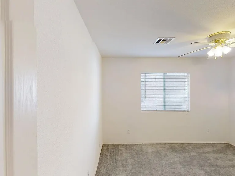 9047 Ravenhurst St — Photo 18