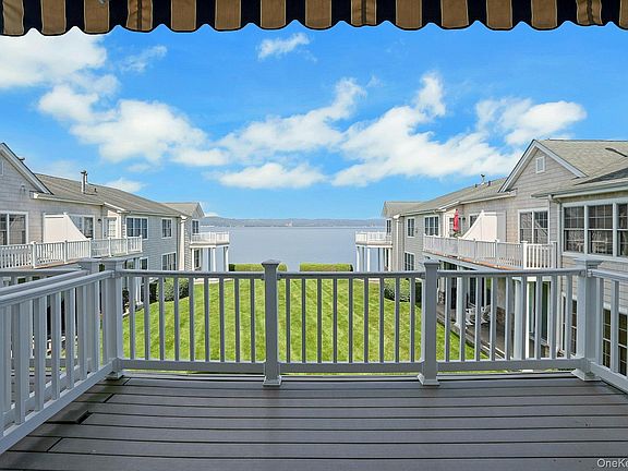 3rd image of 806 Half Moon Bay Drive