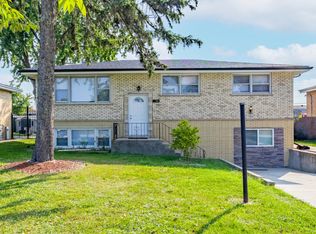 7721 Sholer Ave, Bridgeview, IL 60455