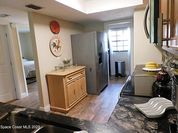 3rd image of 1675 S Fiske Blvd APT C110