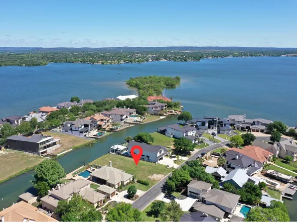 W29034 Wennmohs Place, Horseshoe Bay, TX 78657
