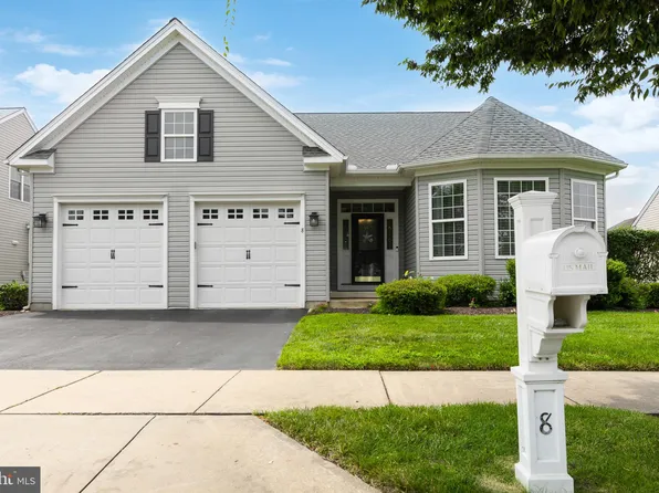 8 Spring Arbor Dr, Middletown, DE 19709