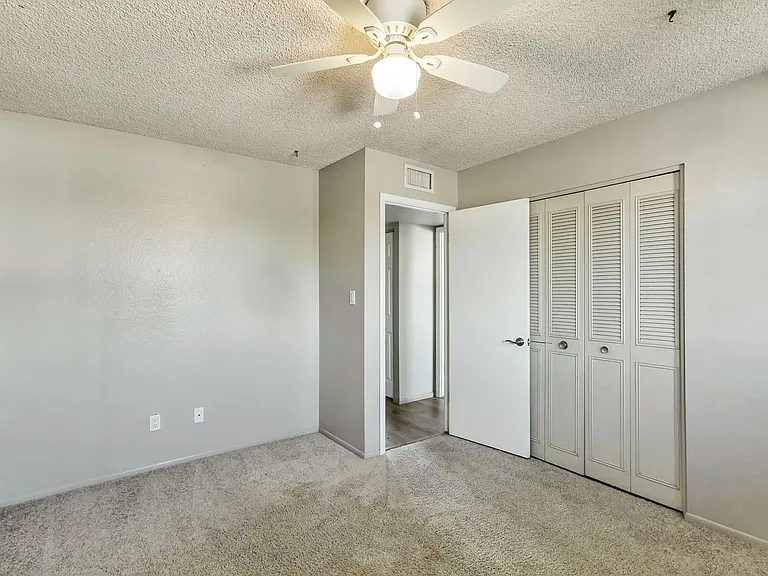 3511 S Alder Dr — Photo 22
