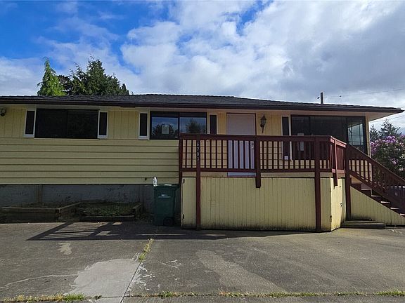 2nd image of 6703 S 120th Street