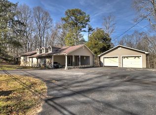 222 Sugar Creek Rd, Blue Ridge, GA 30513