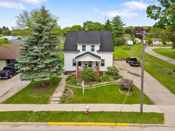 367 North Monroe Street, Waterloo, WI 53594