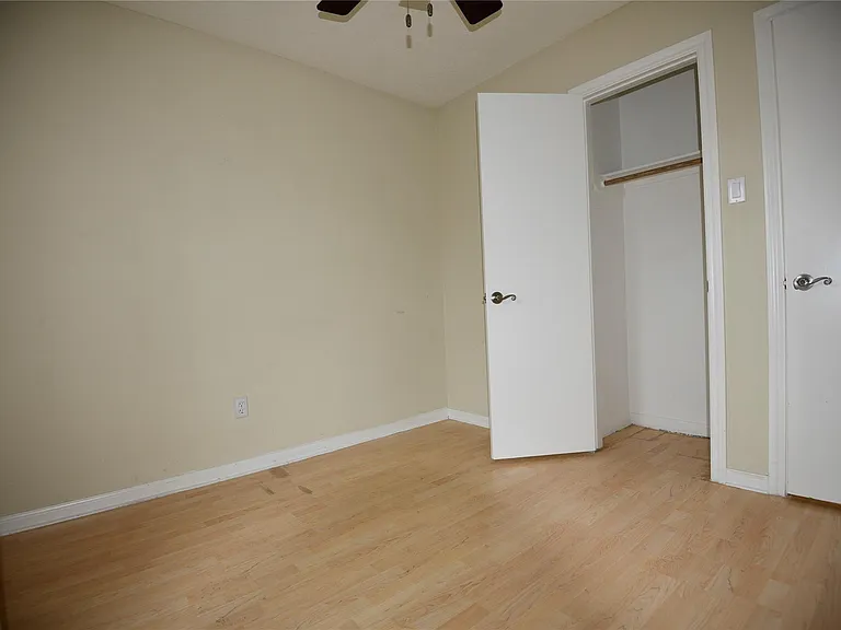 1008 Andrews St — Photo 8