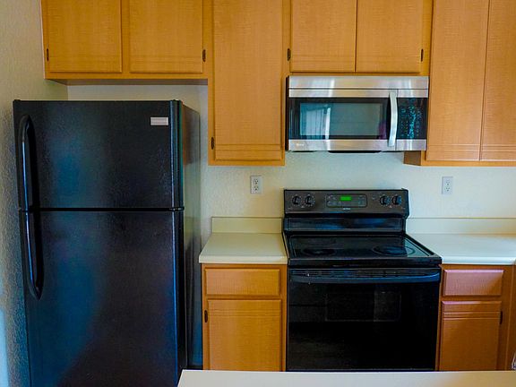 4th image of 11317 Avenida De Los Lobos APT H