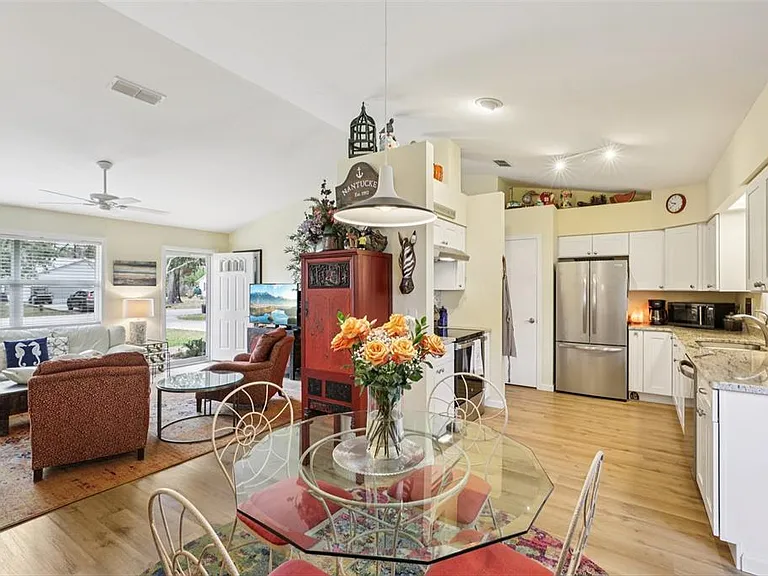 1625 New Abbey Ave — Photo 9