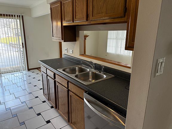 3rd image of 19861 S Edinburgh Ln