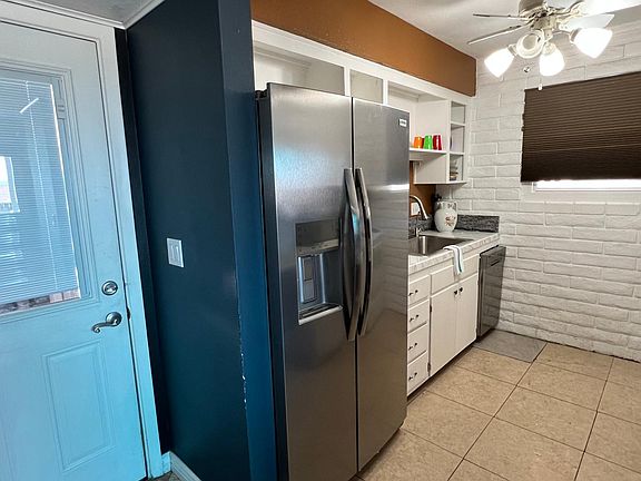 5th image of 2943 Sombrero Dr #A