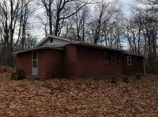 636 Laurel Ln, New Albany, PA 18833