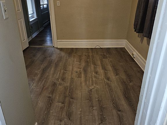 4th image of 1448 W Linden St Floor 1