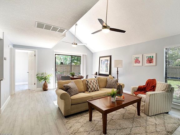 4th image of 8317 Periwinkle Ct