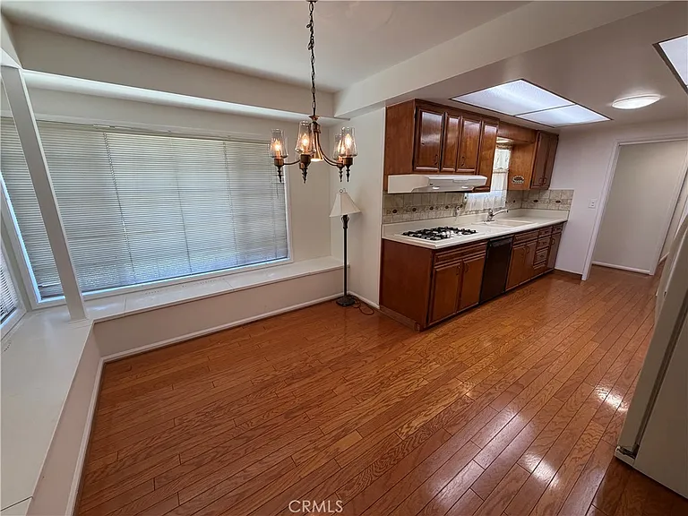 2680 N Canal St — Photo 15