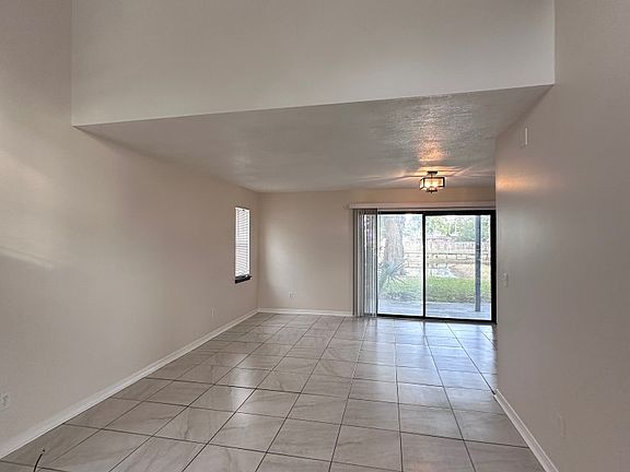 2nd image of 3517 Peeler Rd APT 12