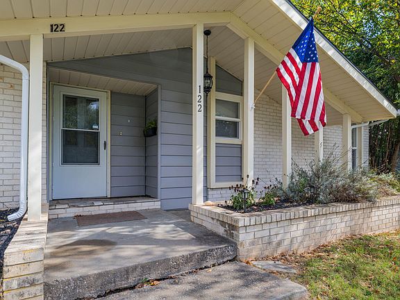 4th image of 122 S Magnolia Avenue