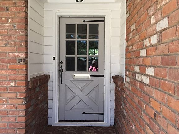 3rd image of 2606 Sentinel Dr