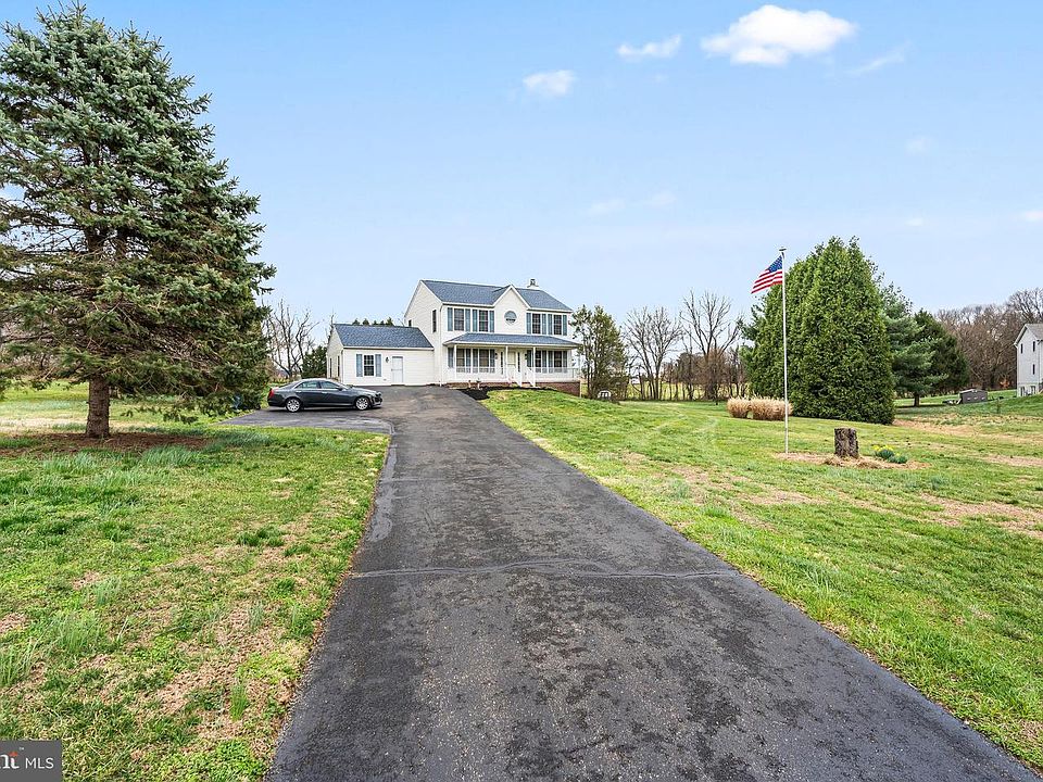 1st image of 4901 General Gordon Cir