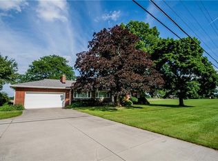 2397 S Salem Warren Rd, North Jackson, OH 44451