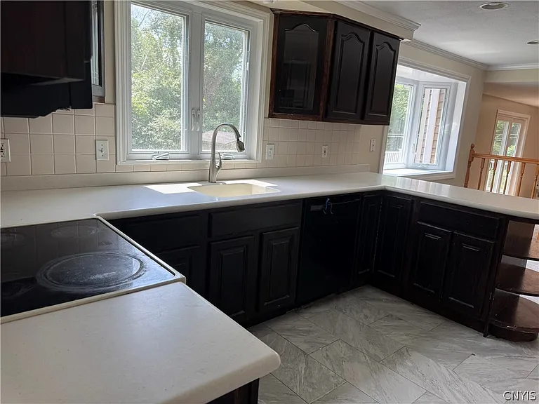 110 Lake Country Dr — Photo 9