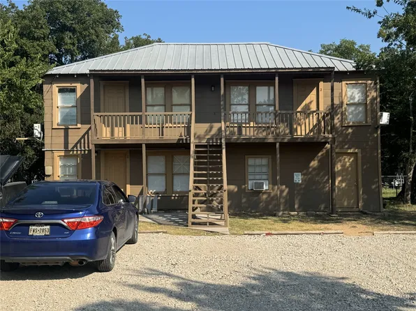 1605 Avenue E, Brownwood, TX 76801