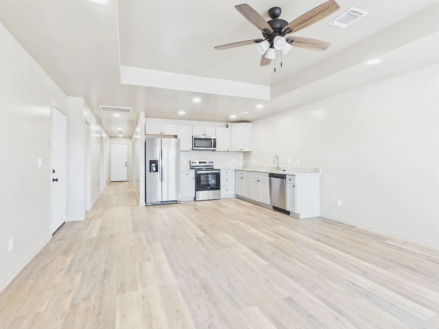 1124 Caprock Street — Photo 3