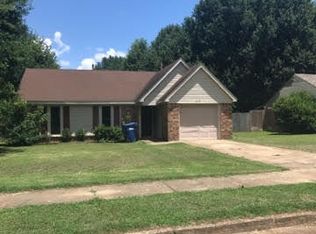 6450 Walnut Grove Rd, Horn Lake, MS 38637