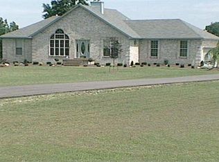 3801 Mud Ln, Louisville, KY 40229