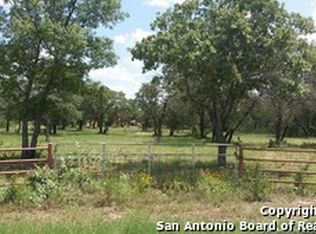 216 Cr 6867  W Cr 6868, Natalia, TX 78059