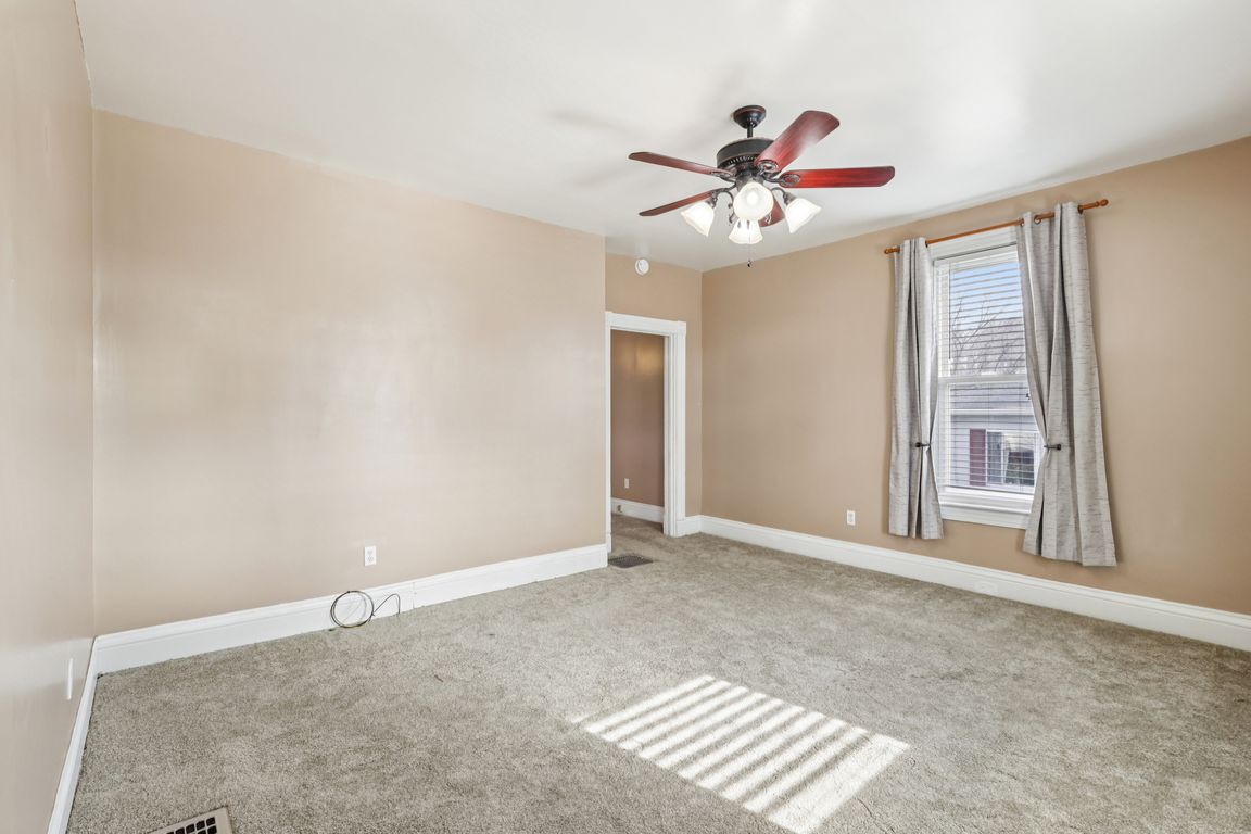 next background image