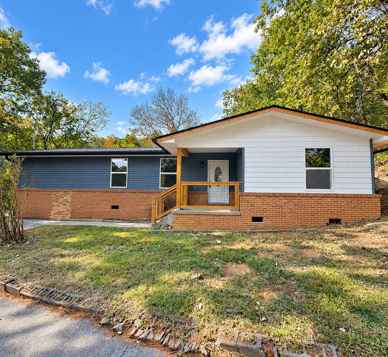 3 bed, 2.0 bath, 1400 sqft, $2,150 — Photo 1