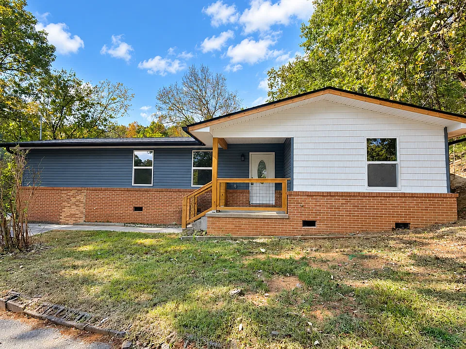 125 High Dr