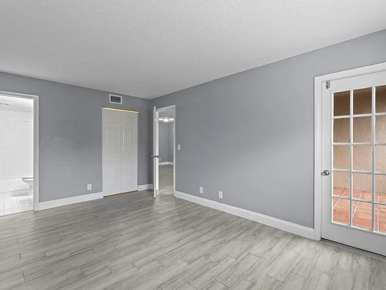 120 Sparrow Dr #205 — Photo 11