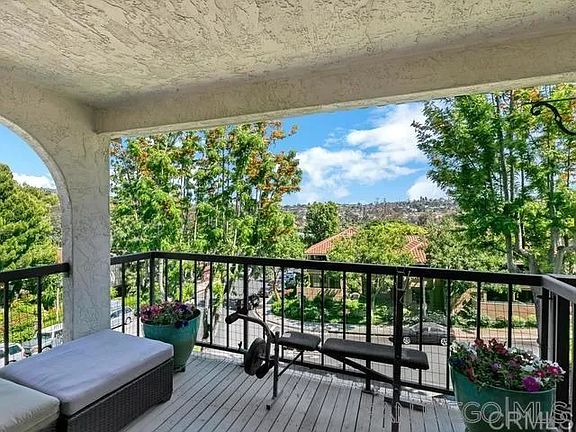 5th image of 2376 Caringa Way Unit G